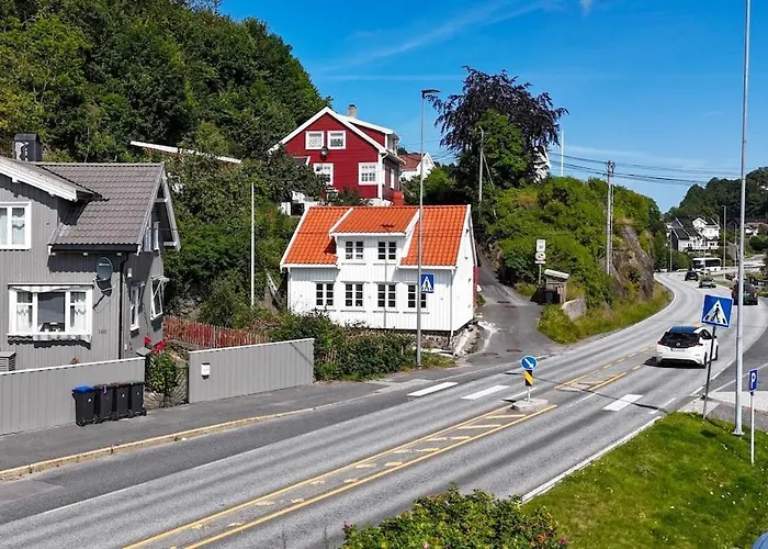 Lägenhet Sentral Og Koselig Hjem I
